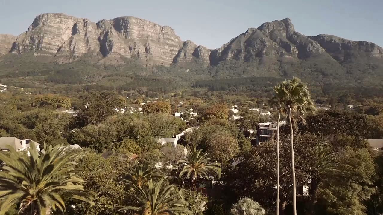 Newlands and Table Mountain